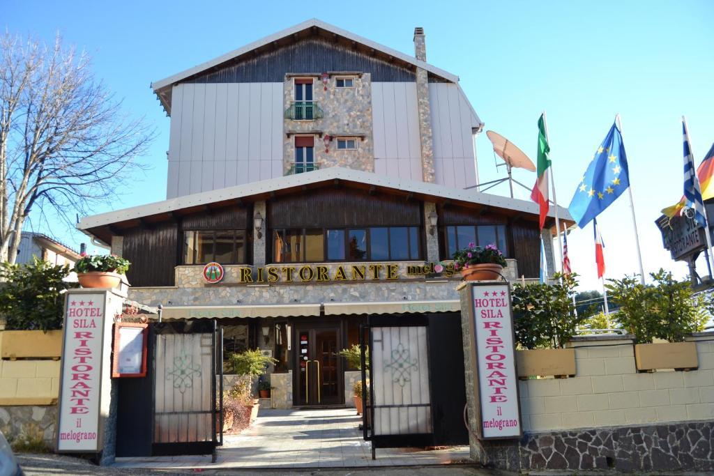 Hotel Sila กามิลยาเตลโล ซีลาโน ภายนอก รูปภาพ